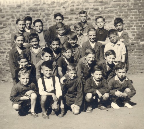 Orcq .be - Photos de classe d'Orcq - école des garçons 1953